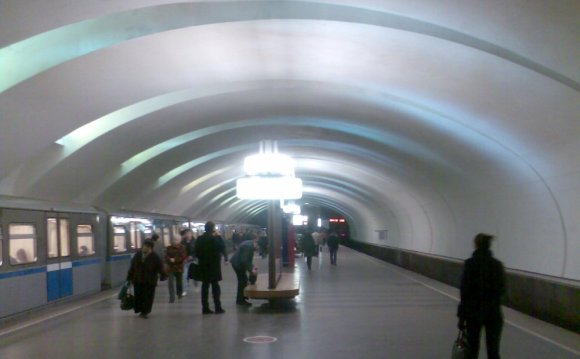 Станция Метро Крылатское